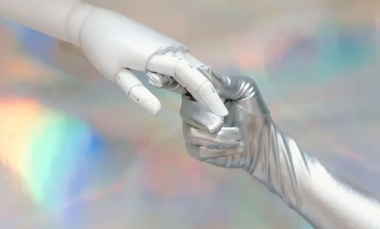 1X'in Yeni Robot Elleri, NEO'yu Evlere Taşımaya Hazırlıyor