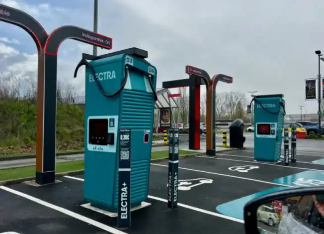 Amerika'da Hibrit Otomobil Satışları Rekor Kırıyor: Toyota Yalnız Değil