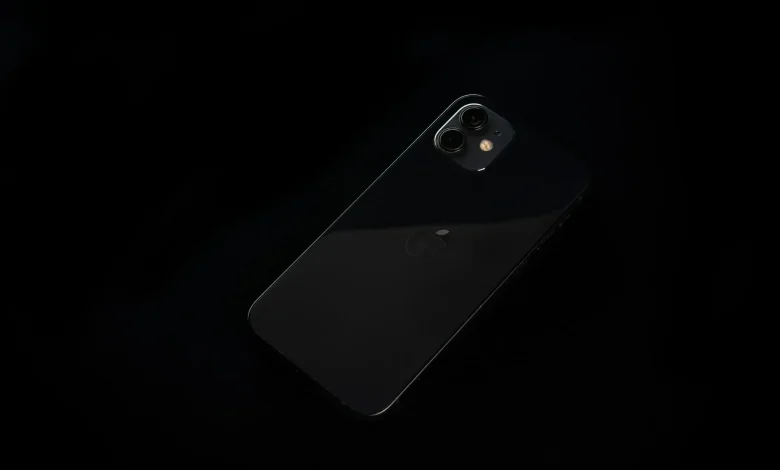 Apple, Tek Numara ile İki iPhone Kullanımını Basitleştirdi