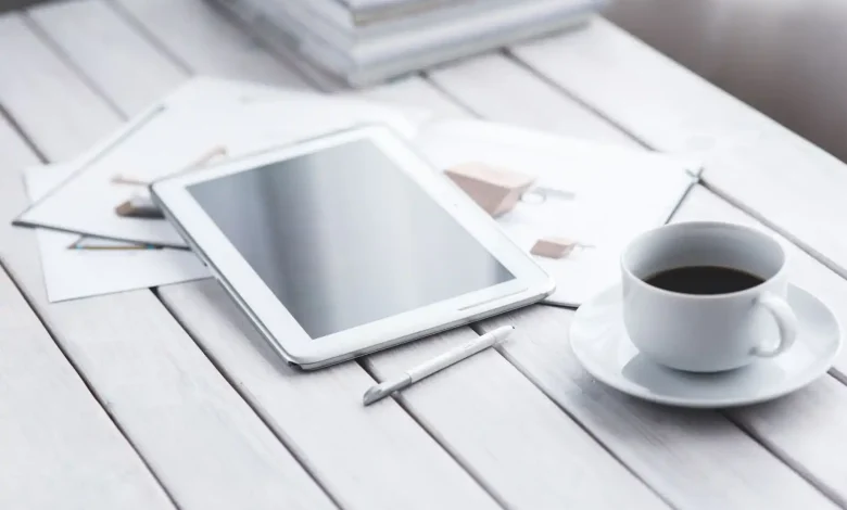 Claude Cowork Mobil ve Web'e Genişliyor: Kurumsal Verimlilikte Yeni Dönem