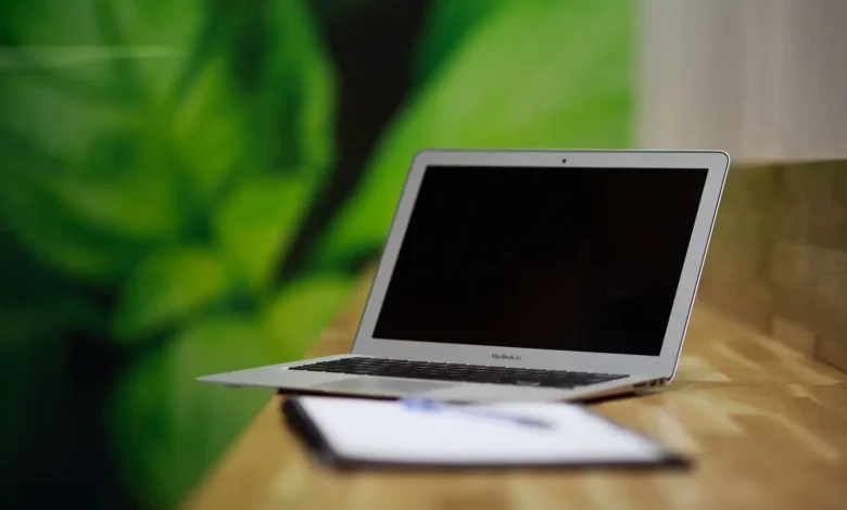 Dell XPS 13 (2026): Fiyat Odaklı Tasarımın Bellek Bedeli