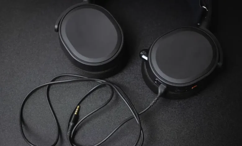 Jabra Evolve3 75: İş ve Özel Hayat İçin Mükemmel Kulaklık mı?