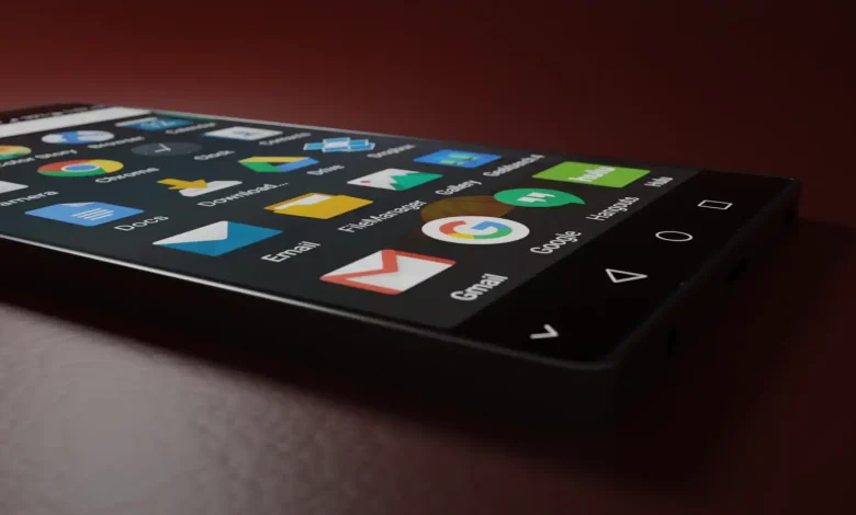 Katlanabilir iPhone Batarya Detayları ve 18 Serisi Gücü