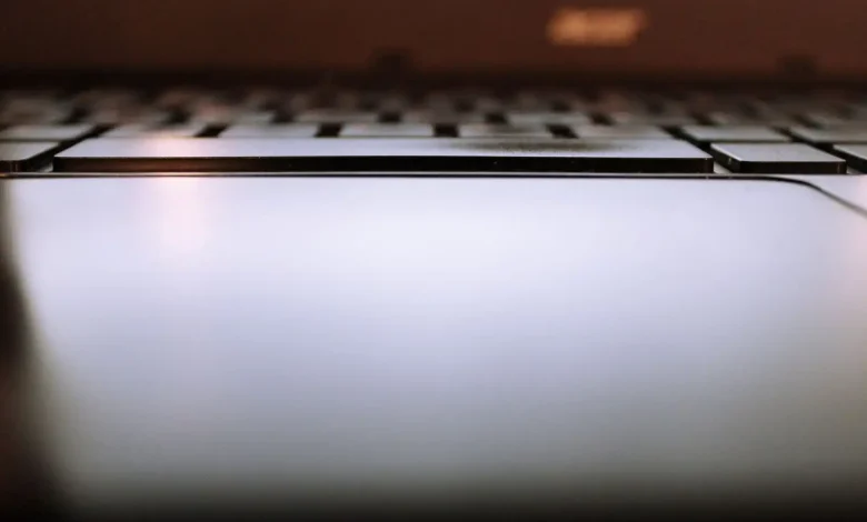 Laptop Etiketlerini Sökerken Nelere Dikkat Edilmeli?