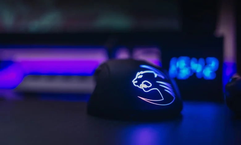 Logitech PRO X2 SUPERSTRIKE: Tıklama Hissini Baştan Yazan Hafiflik