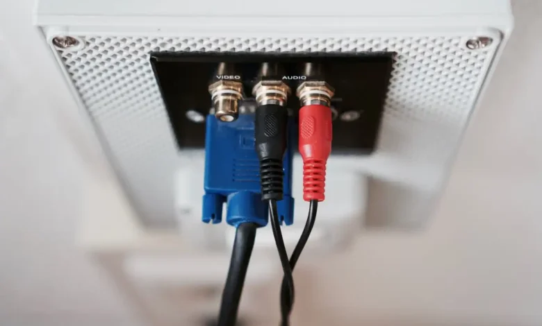 Monitör Bağlantısında HDMI ve DisplayPort: Doğru Seçim Hangisi?