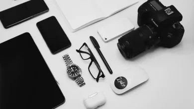 Neosapien Neo 1: Minimalist Yapay Zeka Kolye ile Organizasyon Sanatı