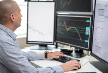Philips'ten Bağımsız Çift Taraflı Monitör: İş Dünyasında Yeni Dönem