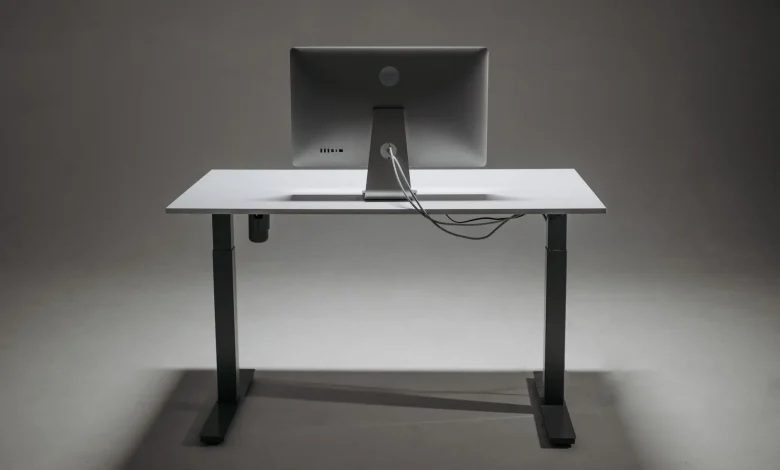 Secretlab MAGNUS Pro: Ayarlanabilir Masada Ergonomi ve Düzen