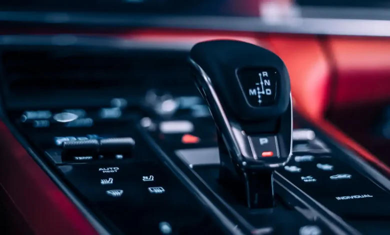 Taycan E-Shift: Sanal Vites Kutusu Elektrikli Sürüşü Nasıl Değiştiriyor?