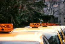 Tesla Cybercab: Otonom Taksilere Starlink ile Uzaydan İnternet