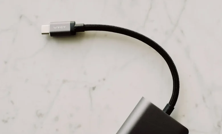 Uzun USB-C Kabloların Gizli Tuzakları: Hız Beklentisi Yanılgısı